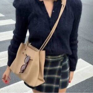 8 OTHER REASONS- Vegan Leather Slouchy Bucket Bag Beige Tan  BRAND NEW